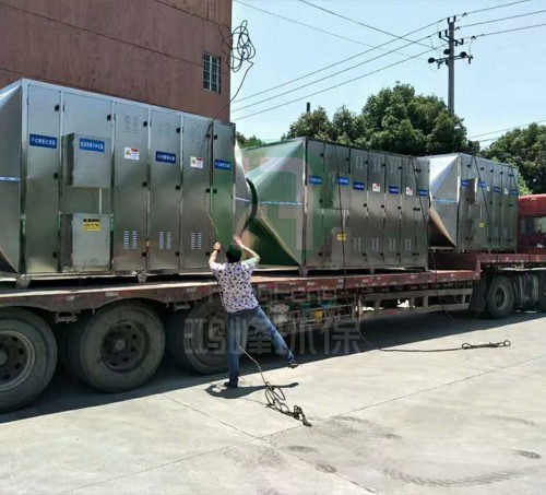 Light oxygen catalytic waste gas purifying equipment